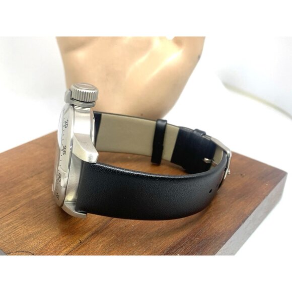 Nautica Men's Watch N14524 Quartz White Dial Date Black Leather Band 46mm - Picture 9 of 14